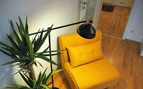 Apstay City Residence Apartments ǀ Free Parking & Self Check-In